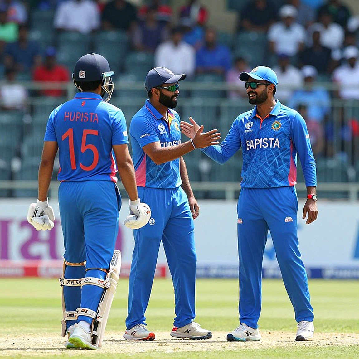 ट्रांसफर विंडो का शोर, भरोसे का फ़िल्टर: खाली इनपुट पर पूरा दिखने वाला विश्लेषण